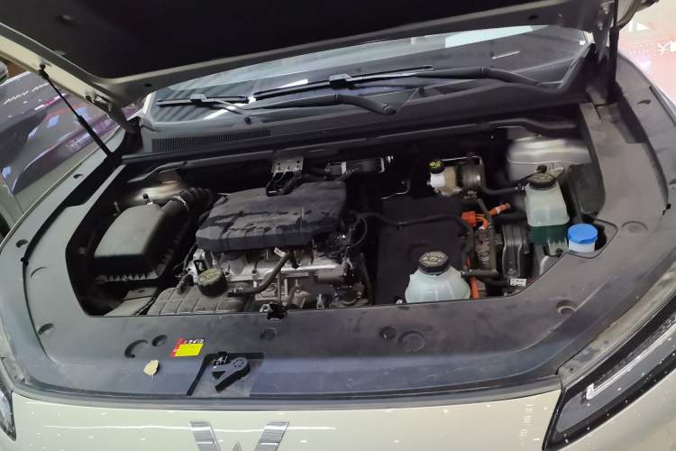 Used Wuling Xingguang S 2024 130 km Flagship Version Engine Bay