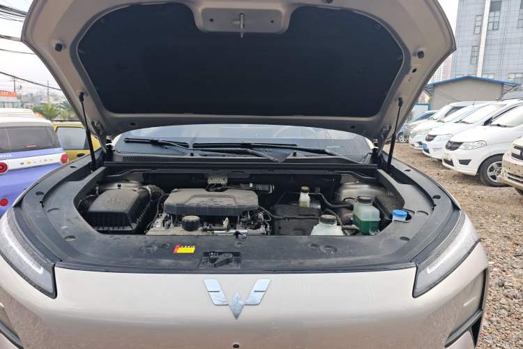 Used Wuling Xingguang S 2024 130 km Flagship Version Engine Bay