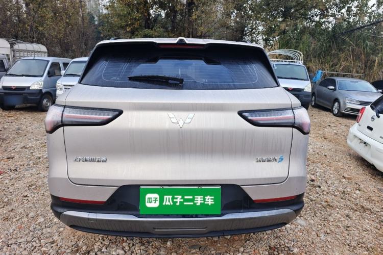 Used Wuling Xingguang S 2024 130 km Flagship Version Exterior 4