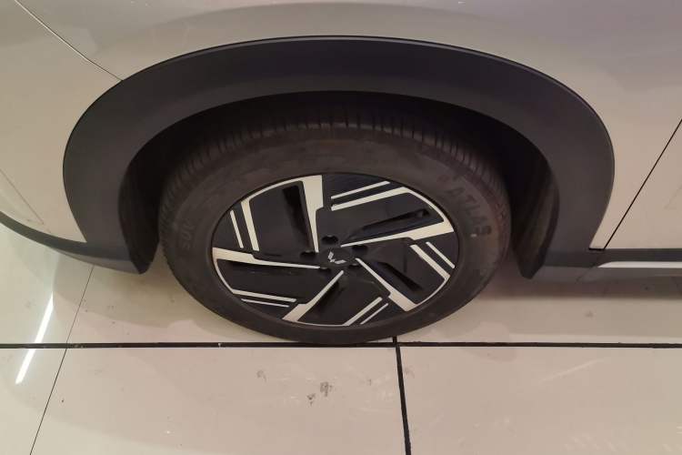 Used Wuling Xingguang S 2024 130 km Flagship Version Exterior 7