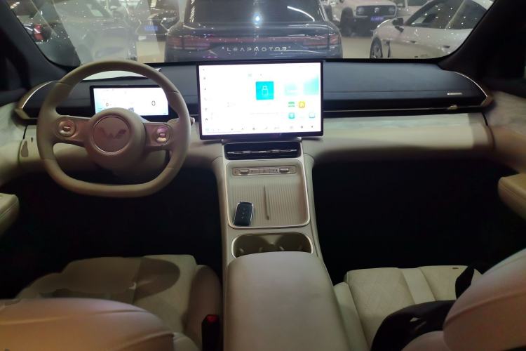 Used Wuling Xingguang S 2024 130 km Flagship Version Interior 2