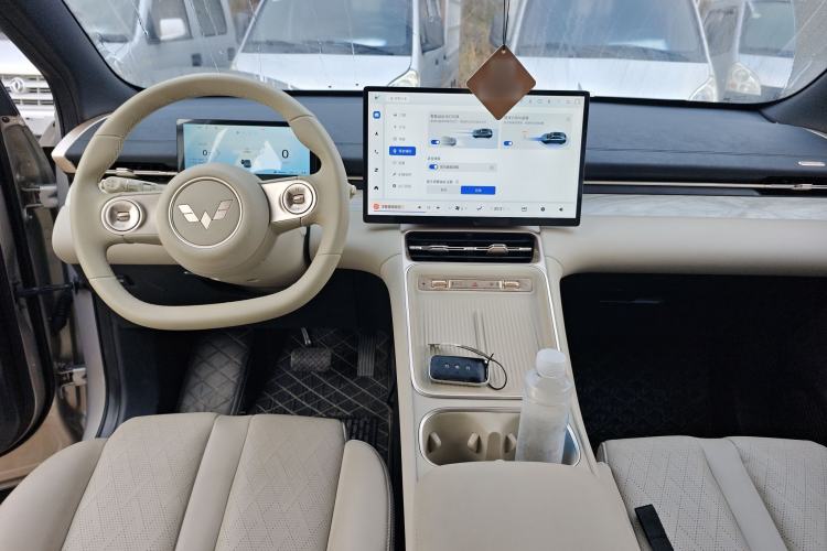 Used Wuling Xingguang S 2024 130 km Flagship Version Interior 2