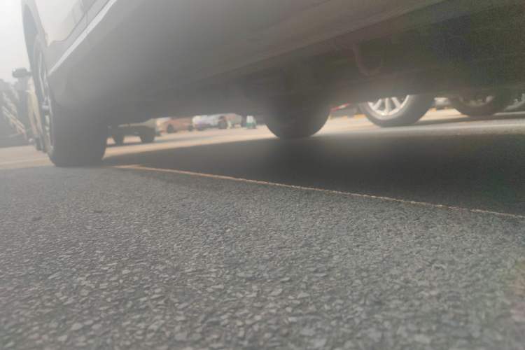 Used Wuling Xingguang S 2024 130 km Flagship Version Right Side Sill