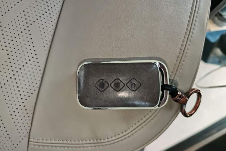 Used Wuling Xingguang S 2024 130 km Flagship Version Vehicle Key