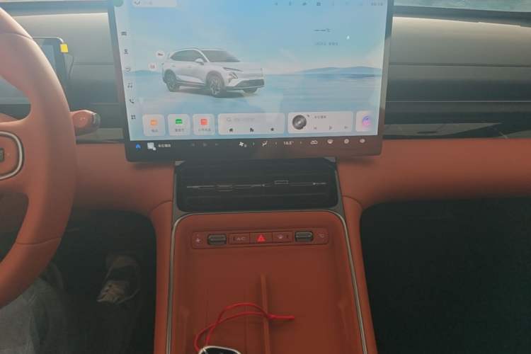 Used Wuling Xingguang S 2025 Model 510 km Flagship Version Audio And AC Panel