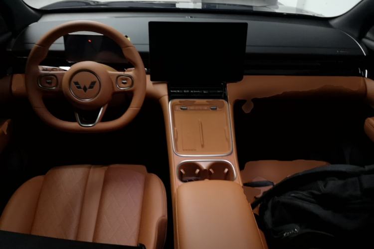 Used Wuling Xingguang S 2025 Model, 130km Flagship Edition Center Console