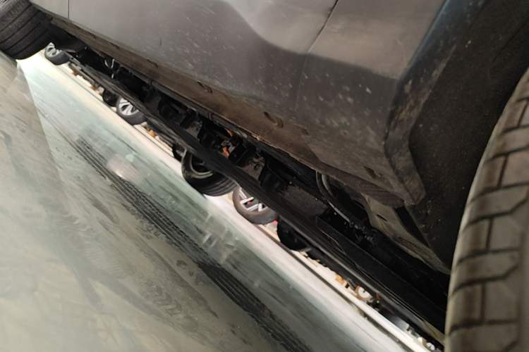 Used Wuling Xingguang S 2025 Model, 130km Flagship Edition Chassis Front Right