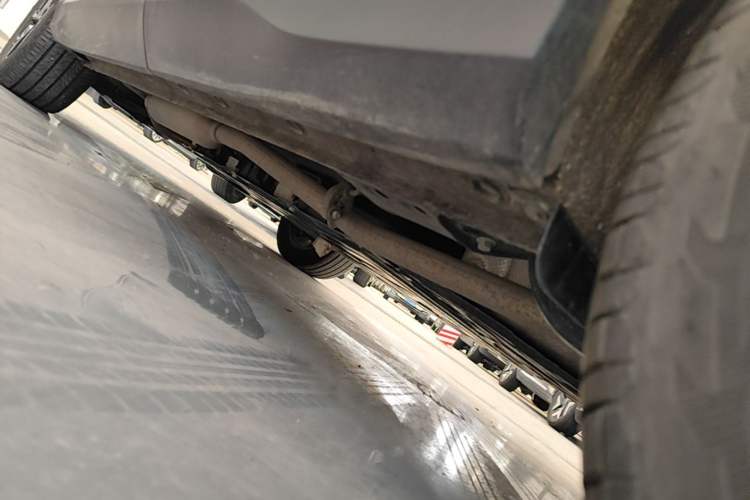 Used Wuling Xingguang S 2025 Model, 130km Flagship Edition Chassis Rear Left