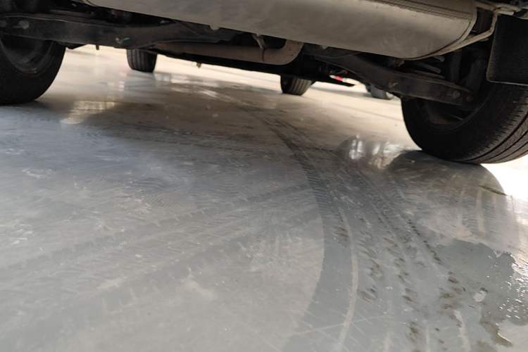 Used Wuling Xingguang S 2025 Model, 130km Flagship Edition Chassis Rear
