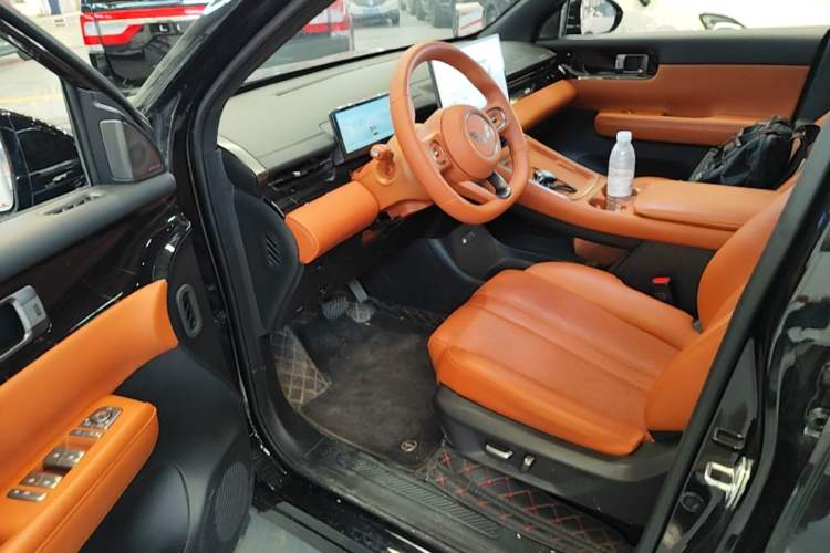 Used Wuling Xingguang S 2025 Model, 130km Flagship Edition Driver Seat