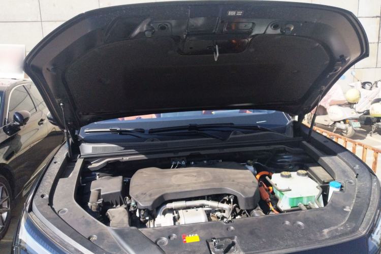 Used Wuling Xingguang S 2025 Model, 130km High-Power Flagship Edition Engine Bay