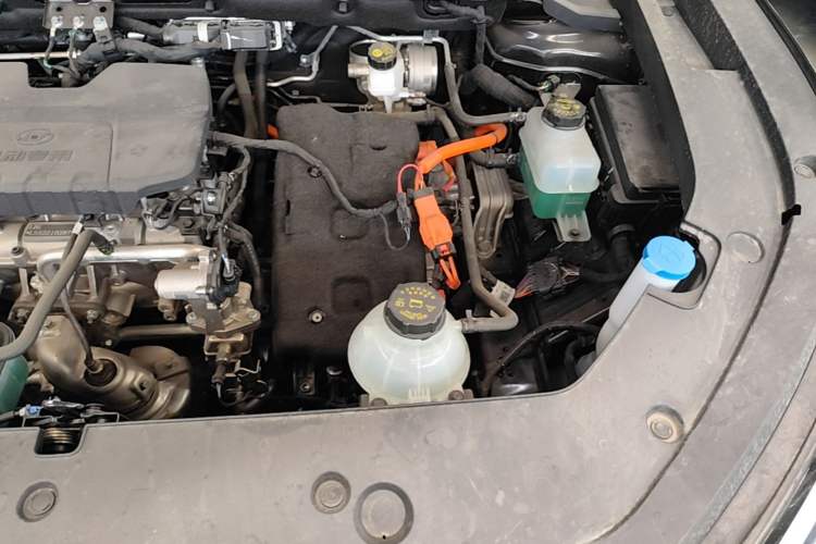 Used Wuling Xingguang S 2025 Model, 130km Flagship Edition Engine Bay Left