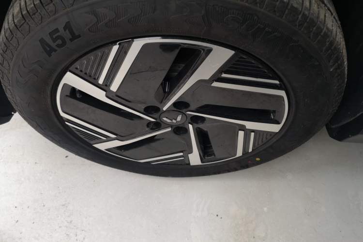 Used Wuling Xingguang S 2025 Model 510 km Flagship Version Exterior 4