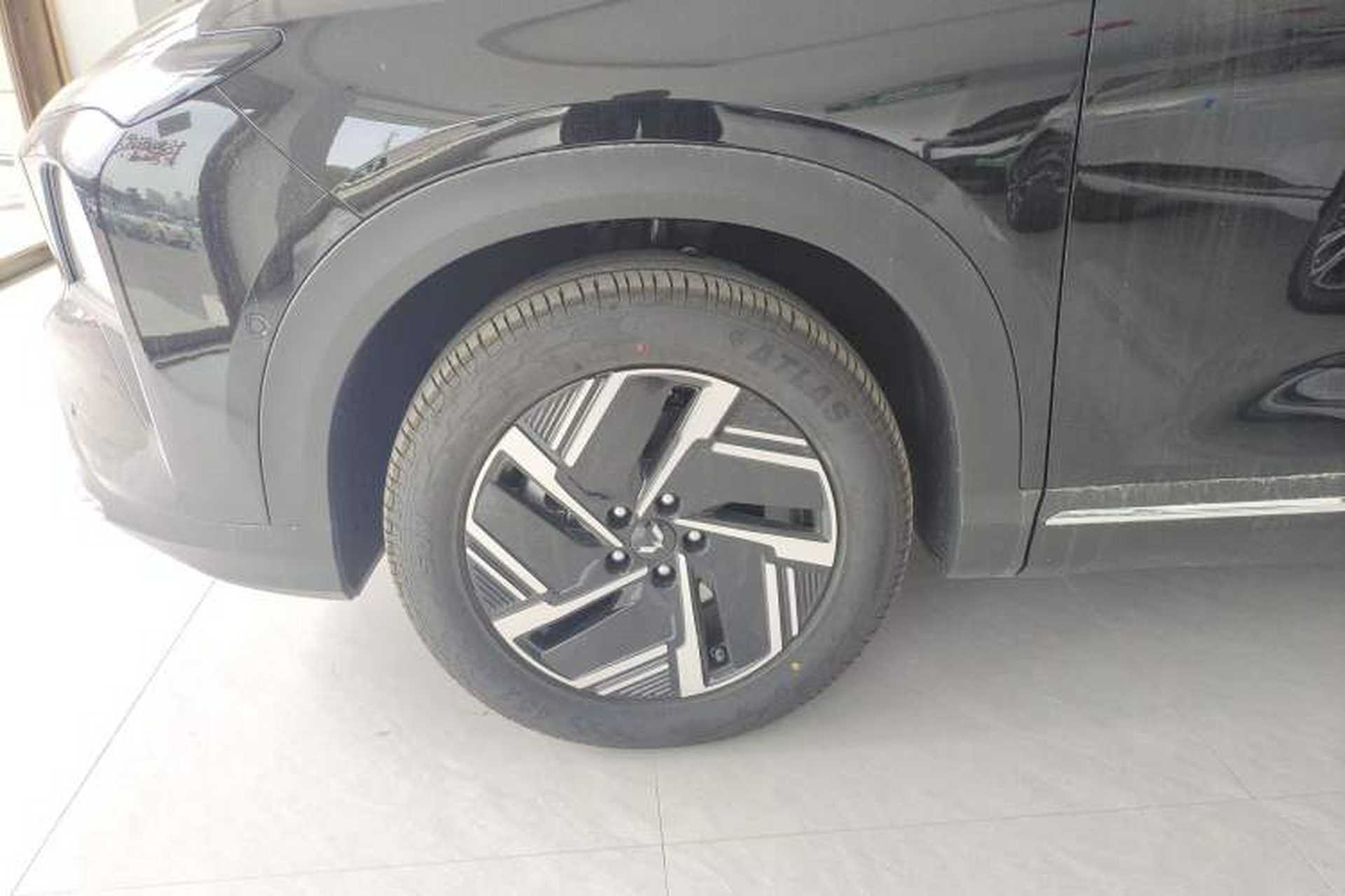 Used Wuling Xingguang S 2025 Model 510 km Flagship Version Exterior 4