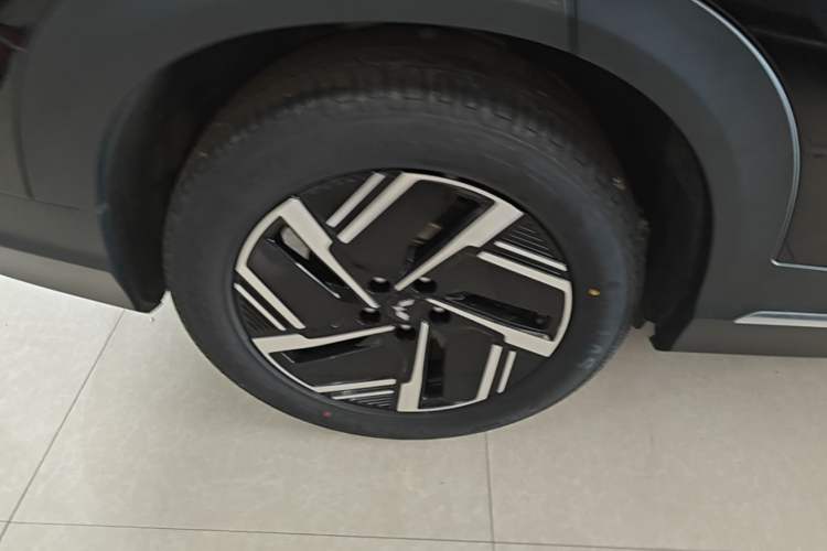 Used Wuling Xingguang S 2025 Model 510 km Flagship Version Exterior 5