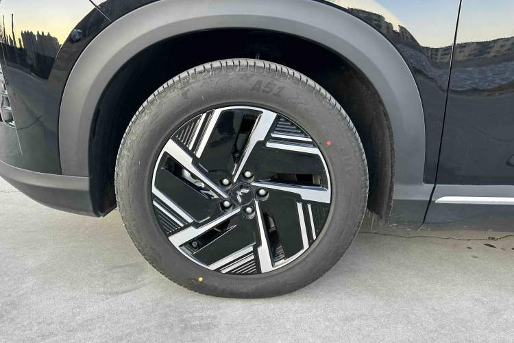 Used Wuling Xingguang S 2025 Model, 130km High-Power Flagship Edition Exterior 8