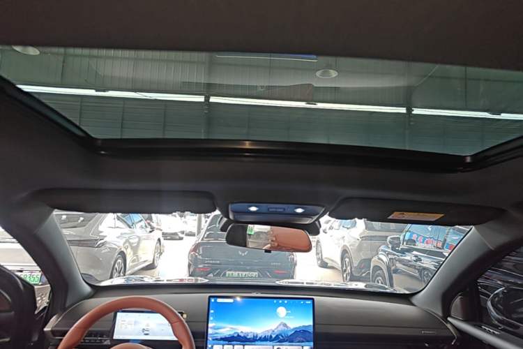 Used Wuling Xingguang S 2025 Model 510 km Flagship Version Headliner
