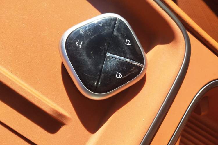 Used Wuling Xingguang S 2025 Model, 130km High-Power Flagship Edition Interior 1