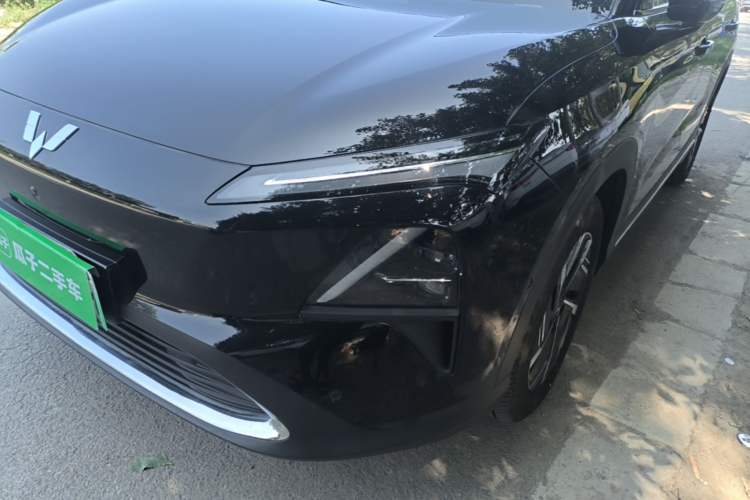 Used Wuling Xingguang S 2025 Model, 130km Flagship Edition Left Front Headlight