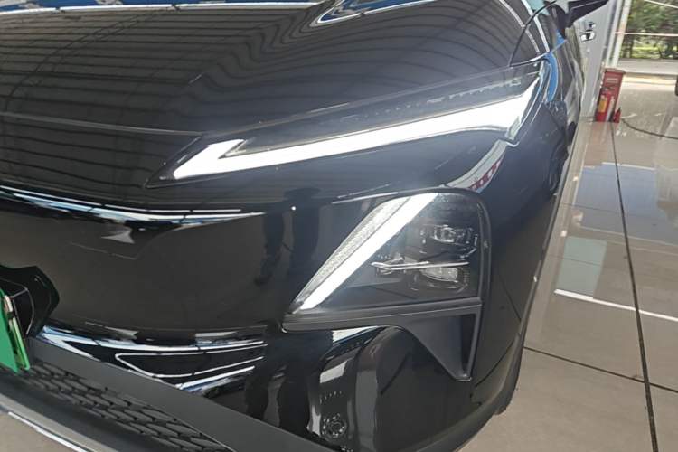 Used Wuling Xingguang S 2025 Model 510 km Flagship Version Left Front Headlight