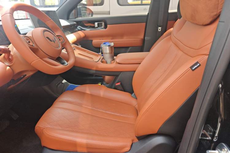 Used Wuling Xingguang S 2025 Model, 130km Flagship Edition Left Front Seat