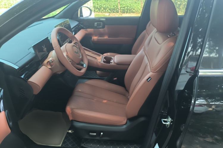 Used Wuling Xingguang S 2025 Model, 130km Flagship Edition Left Front Seat