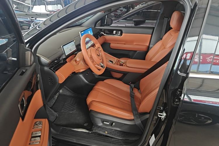 Used Wuling Xingguang S 2025 Model 510 km Flagship Version Left Front Seat