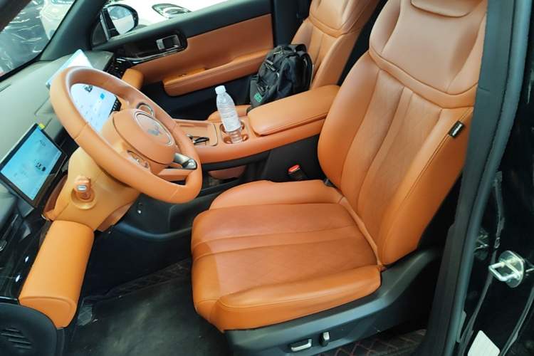 Used Wuling Xingguang S 2025 Model, 130km Flagship Edition Left Front Seat