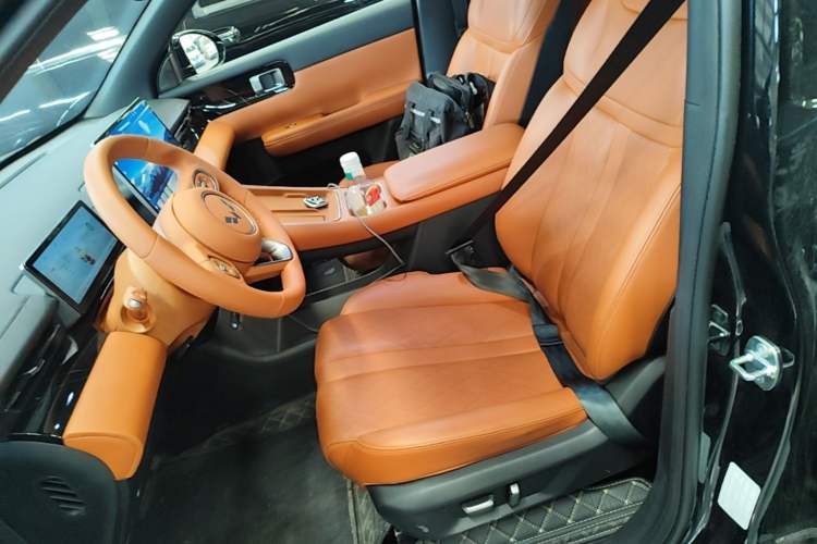Used Wuling Xingguang S 2025 Model, 130km Flagship Edition Left Front Seat