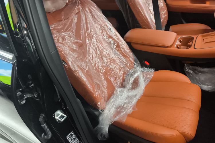 Used Wuling Xingguang S 2025 Model 510 km Flagship Version Right Front Seat