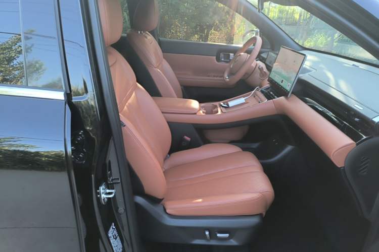 Used Wuling Xingguang S 2025 Model, 130km Flagship Edition Right Front Seat