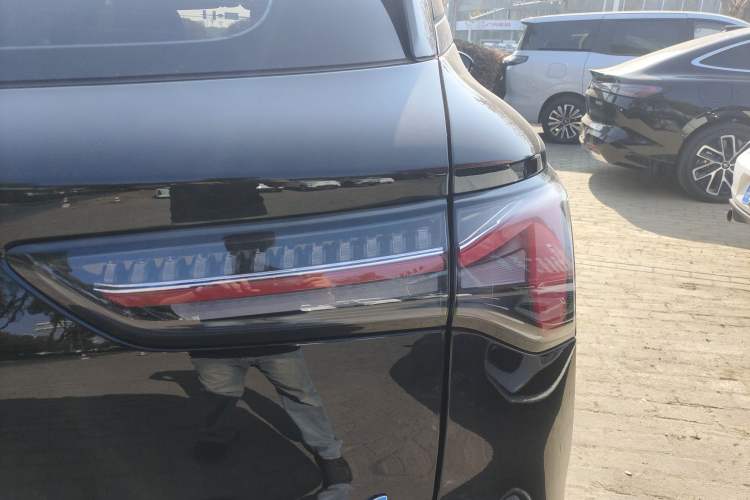 Used Wuling Xingguang S 2025 Model 510 km Flagship Version Right Rear Taillight