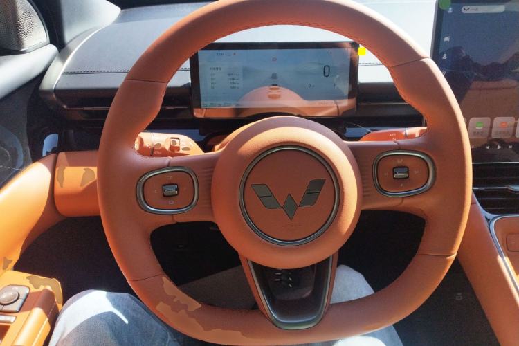 Used Wuling Xingguang S 2025 Model, 130km High-Power Flagship Edition Steering Wheel