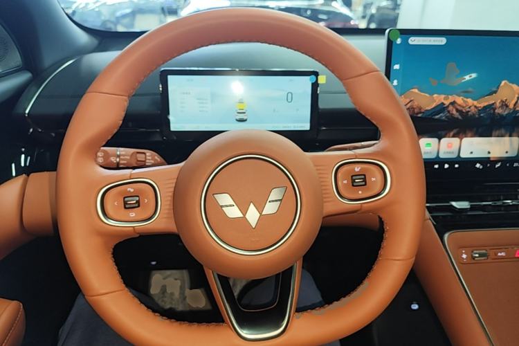Used Wuling Xingguang S 2025 Model, 130km Flagship Edition Steering Wheel