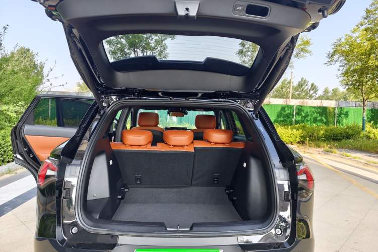 Used Wuling Xingguang S 2025 Model, 130km Flagship Edition Trunk