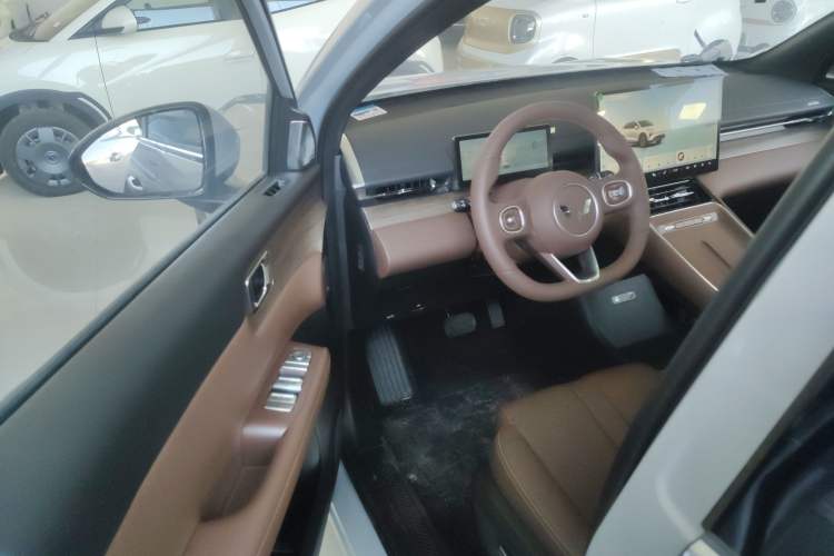 Used Wuling Xingguang S 2025 Model 510 km Leading Version Interior 3