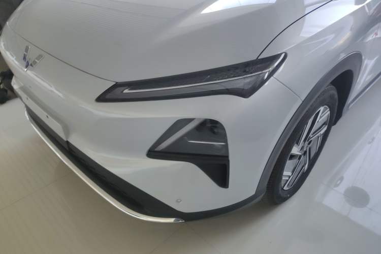 Used Wuling Xingguang S 2025 Model 510 km Leading Version Left Front Headlight