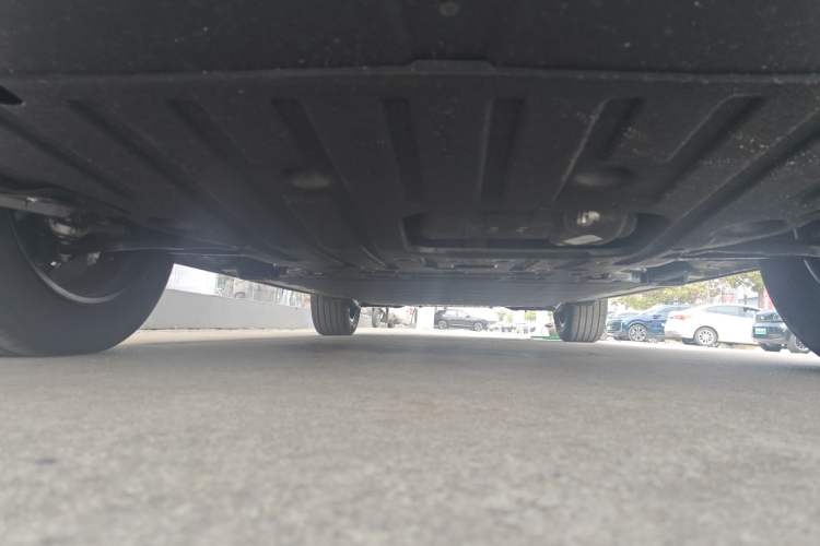 Used Wuling Xingguang S 2025 Model 510 km Flagship Version Chassis Front