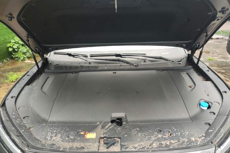 Used Wuling Xingguang S 2025 Model 510 km Flagship Version Engine Bay