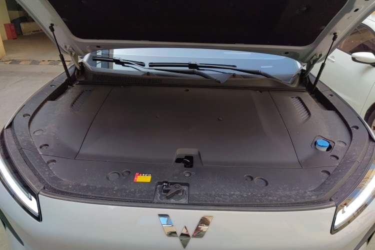 Used Wuling Xingguang S 2025 Model 510 km Flagship Version Engine Bay