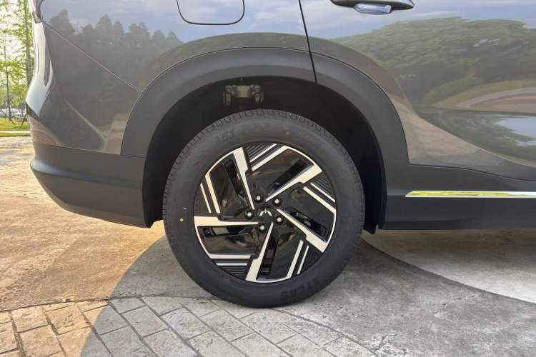 Used Wuling Xingguang S 2025 Model, 130km Flagship Edition Exterior 9