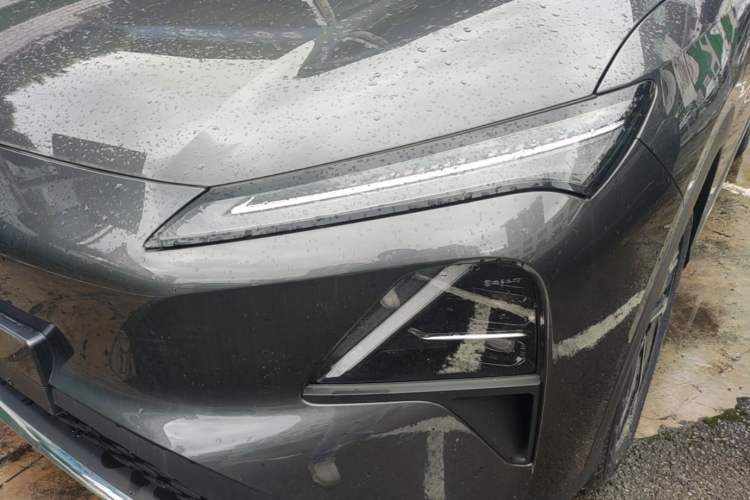 Used Wuling Xingguang S 2025 Model 510 km Flagship Version Left Front Headlight