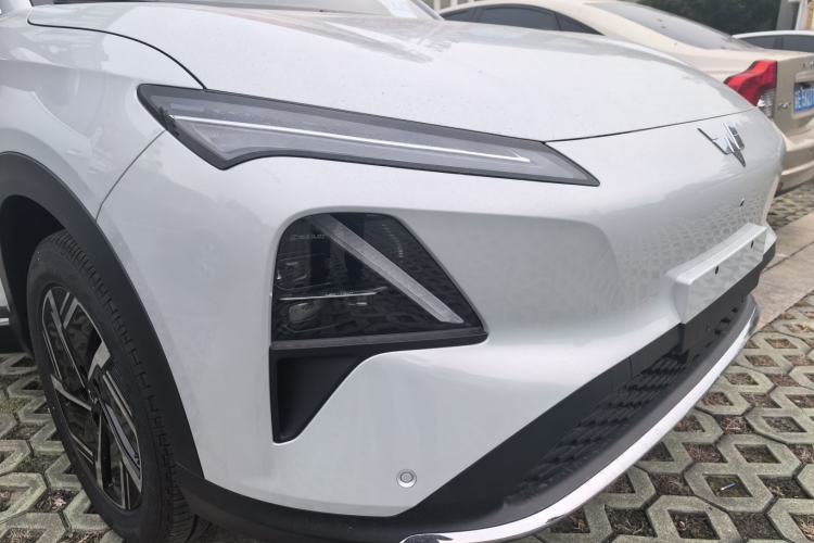 Used Wuling Xingguang S 2025 Model 510 km Flagship Version Left Front Headlight