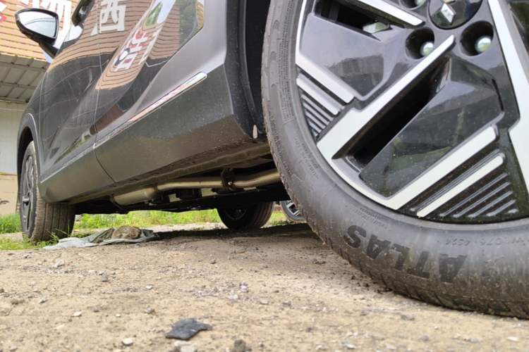Used Wuling Xingguang S 2025 Model, 130km Flagship Edition Left Side Sill