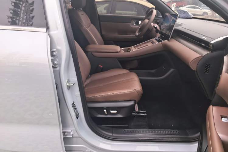 Used Wuling Xingguang S 2025 Model 510 km Flagship Version Right Front Seat