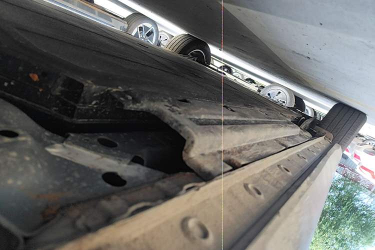 Used Wuling Xingguang S 2025 Model 510 km Flagship Version Right Side Sill
