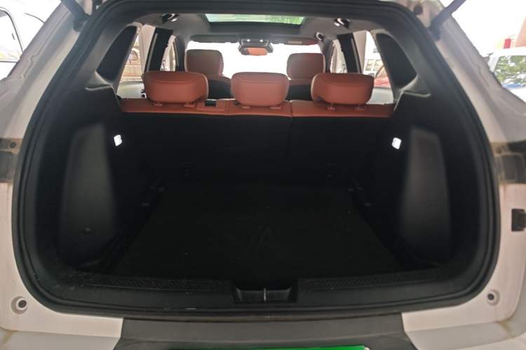 Used Wuling Xingguang S 2025 Model 510 km Flagship Version Trunk