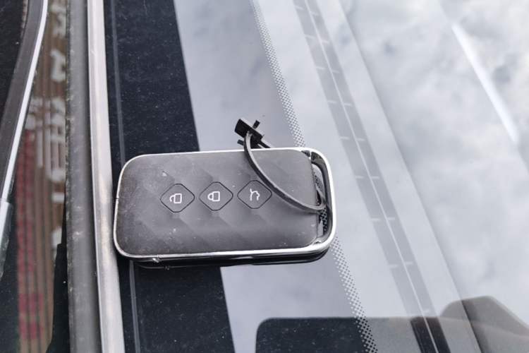 Used Wuling Xingguang S 2025 Model, 130km Flagship Edition Vehicle Key