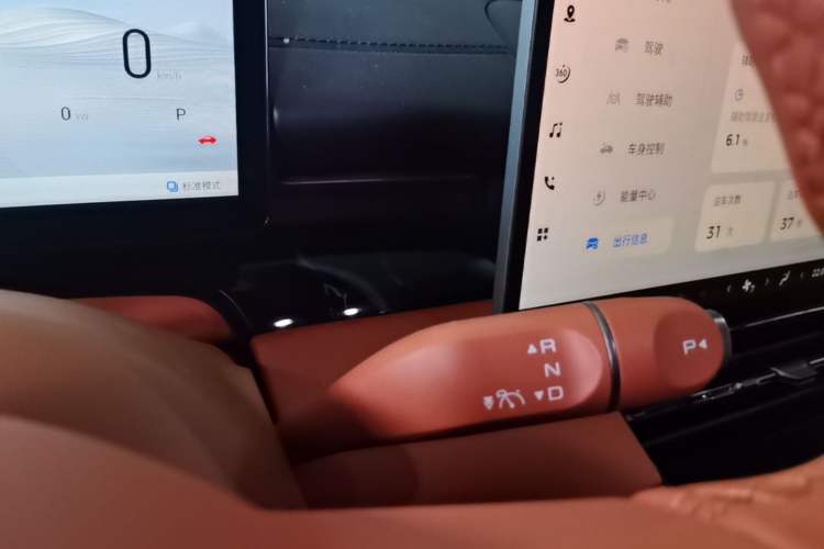 Used Wuling Xingguang S 2025 Model 510 km Flagship Version Gear Lever