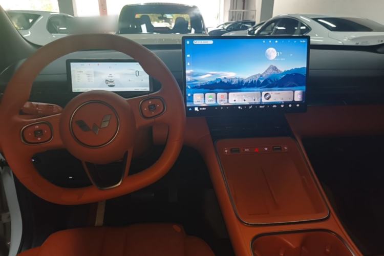 Used Wuling Xingguang S 2025 Model, 130km High-Power Flagship Edition Center Console